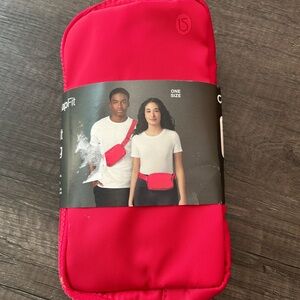 GAP Fit Vibrant Red Belt Bag